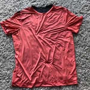 Men’s Size XL Lululemon Athletic T Shirt